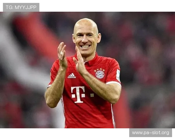 以大十字呈现荣耀时刻拜仁球迷礼貌尊重令人倍感无上荣幸之情真意