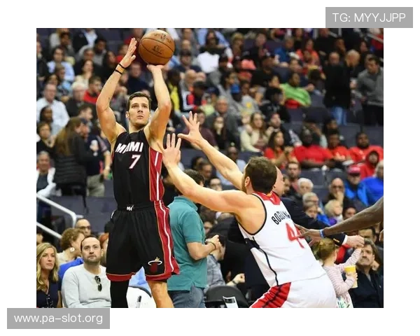 加福德盛赞浓眉为同位置最顶级进攻组织者之一的深度解读分析报道 加福德盛赞浓眉为同位置最顶级进攻组织者之一的深度解读分析报道