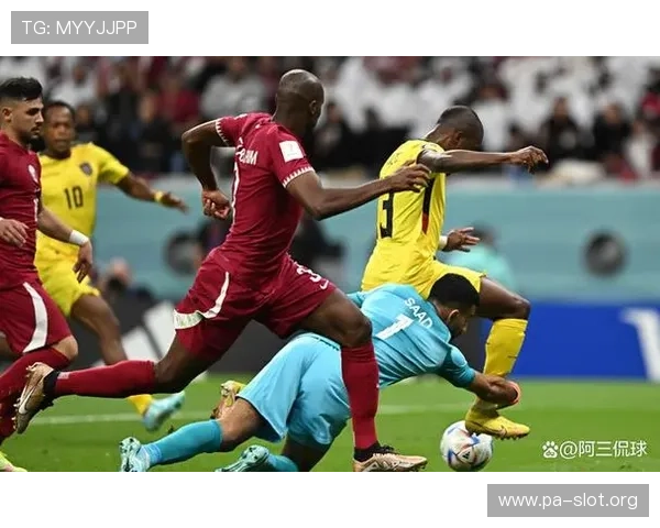 裁判判决引发激烈争议制胜球如艺术般完美观众尖叫声此起彼伏 裁判判决引发激烈争议制胜球如艺术般完美观众尖叫声此起彼伏